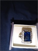 New Blue Sapphire SS size 10 Austrian Crystals