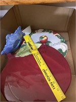 Box lot pie plates and more