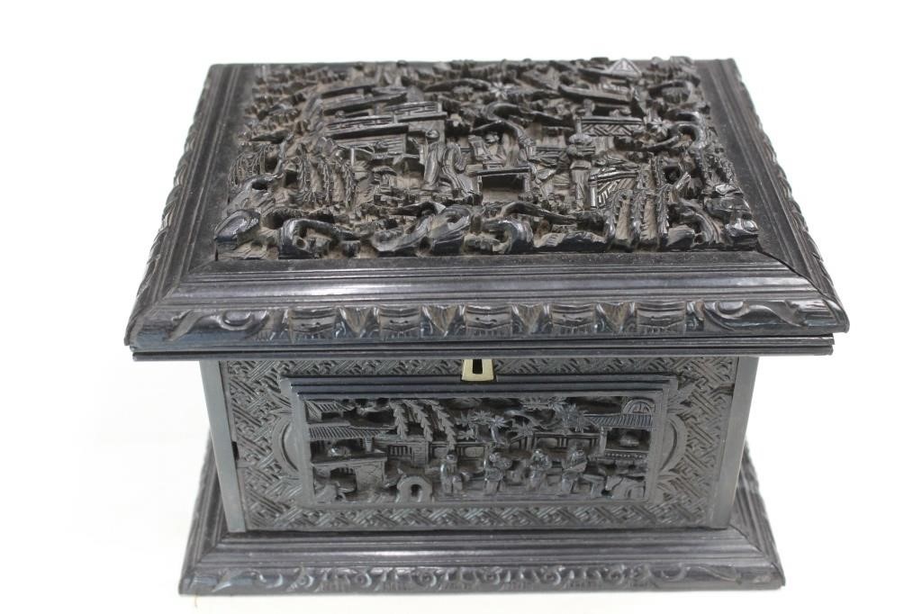 Fine Chinese Wood Carved Jewelry Box
