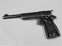 Star 22 cal. Made in Spain Gun w Bag