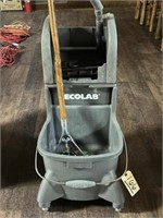 Ecolab Mop Bucket and Mop (Grey)