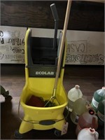 Ecolab Mop Bucket and Mop (Yellow)