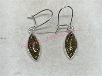 New sterling silver Baltic Amber earrings (1.6g)