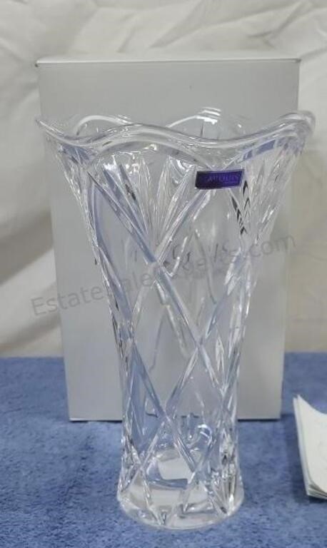 Marquis crystal vase by Waterford. 10ins. In