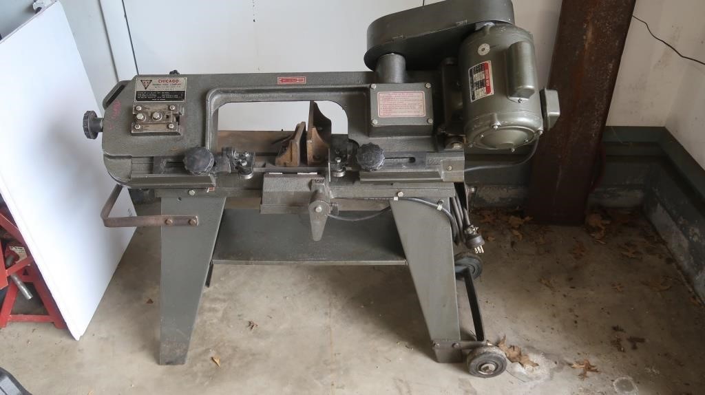 Chicago Folding Metal Cutting Band Saw Model