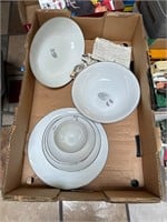 95 Piece China set (made in Japan)
