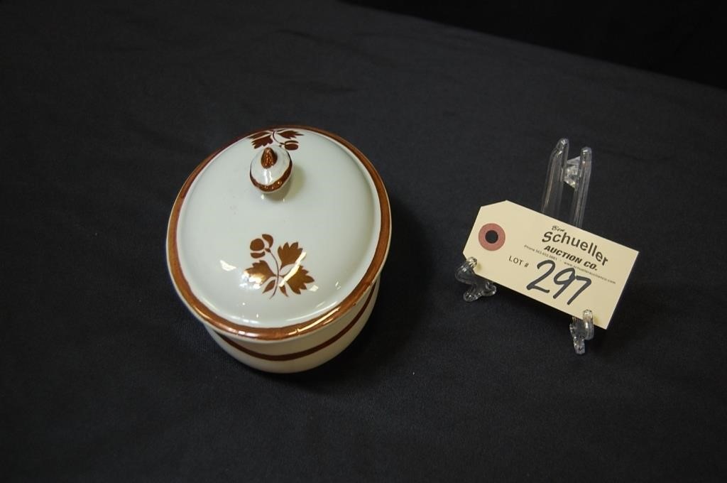 Tea Leaf - Antiques & Collectibles Auction