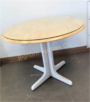 Round Dropleaf Table w/White Pedestal Base