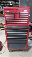Craftsman toolchest on wheels with assorted tools