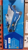 KOBALT 5 AMP CORDED 7IN WET TABLE TOP TILE SAW