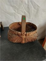 14x16x11in vintage basket
