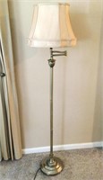 Brass Pole Lamp Ajustable Arm Pole Lamp