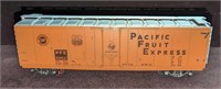 Kadee O-Gauge Pacific Fruit Express Box Car