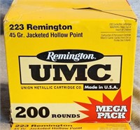 P - REMINGTON UMC HOLLOW POINT AMMO (D6)