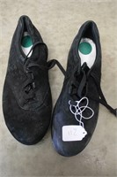 Women's Shoes Size 9 1/2