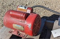 Leeson 1-1/2 hp motor, 1 phase, tested as good,TAX