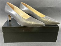 Anne Klein Gray Leather Heels