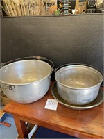 large pots with handles