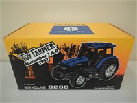 NH 8260 Toy Farmer 1997 NIB 1/16