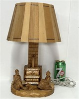 Lampe sculptée en bois signée A Godro état neuf