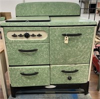 Vintage Norge Green/Ivory Gas Stove