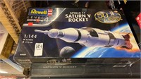 Revell 1/144 Apollo 11 Saturn V Rocket Nib