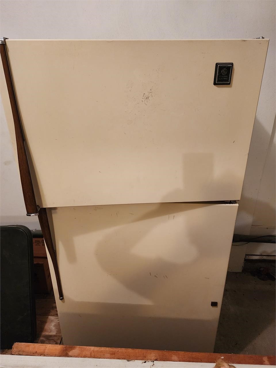 GE Refrigerator