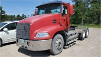 2005 Mack Vision CX613 Tractor Truck
