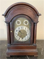 Mechanical Spring Wind Up Wooden Mantle Clock