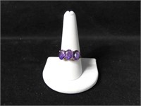 14K GOLD AND 3 AMETYST (PURPLE STONE) RING -