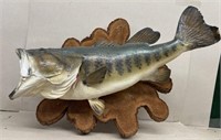 Taxidermy large mouth bass