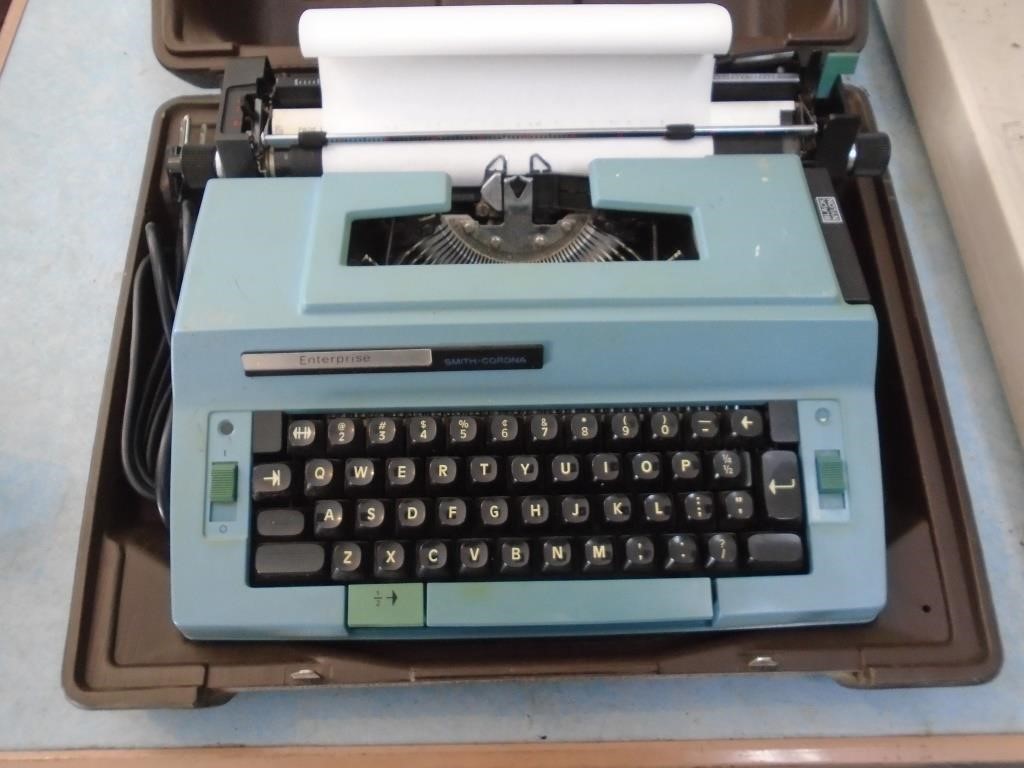Vintage Electric Typewriter  Smith  Coroner Entere