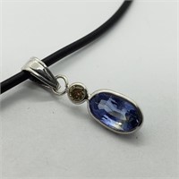 $1400 14K  Sapphire(1.45ct) Diamond(0.12ct) Pendan