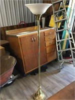 BRASS LOOK FLOOR LAMP WITH SHADE BRASS LOOK FLOOR