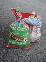 3 BAGS OF POTTING SOIL AND TOP SOIL
