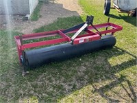 Mahindra 3-point roller, packer w/water fill, 8'