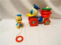 Walt Disney Donald Duck Ring Toss on Wheels