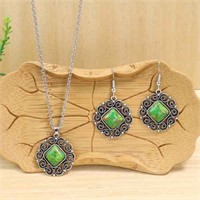 Beautiful Jewelry Set NEW