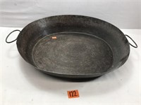 Primitive Oval Pan With Handles