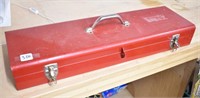 Metal Toolbox and Contents *LYS
