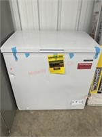 Thomson deep freezer 7.0 cu ft- has damage