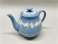 Wedgwood Elegant Blue & White Floral Teapot