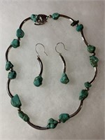 NECKLACE AND MATCH EARRINGS SET