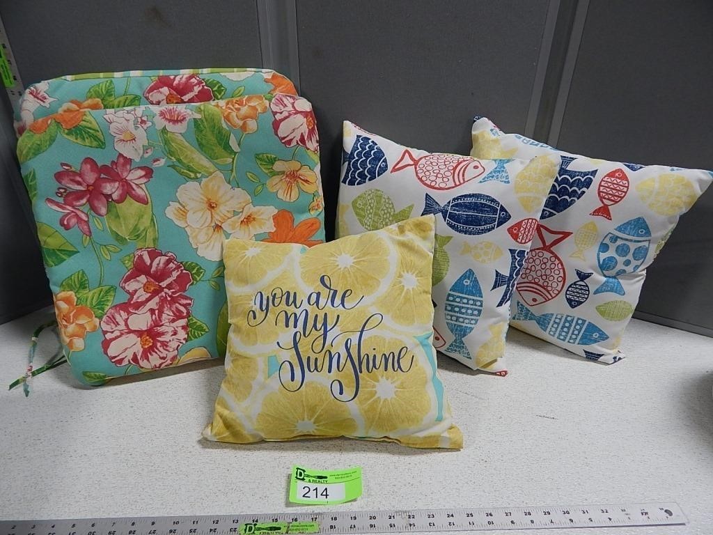 Outdoor pillows and cushions