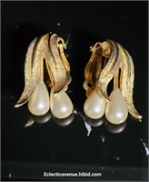 Kramer Costume Jewelry Earrings Vintage
