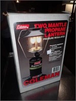 Coleman Double Mantel Propane Lantern In