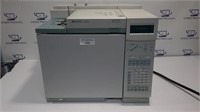 AGILENT HP 6890 PLUS GAS CHROMATOGRAPH
WITH FID