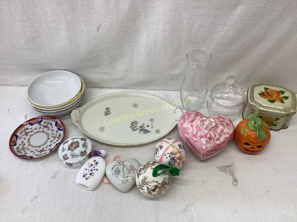 Assorted Glassware