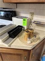 Misc Items - include Magic Chef Toaster