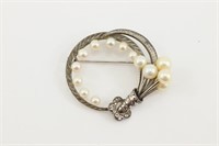 Vintage Sterling Pin w/Akoya Pearls